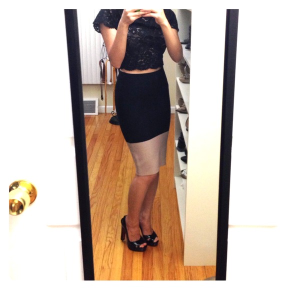 BCBG Maxazria color block skirt in XXS