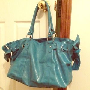 Kirra Pac Sun Faux Leather Purse