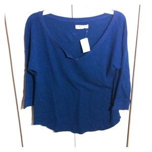 Hollister Baseball 3/4 Sleeve Shirt.