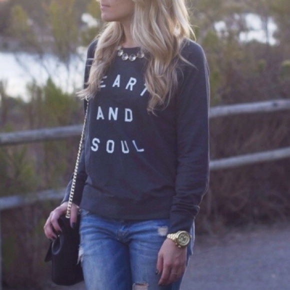 🔴SOLD🔴The beloved heart & soul old navy sweater