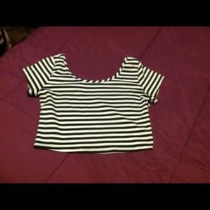 Black and white stripe crop top