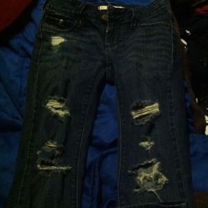 Ripped bullhead skinny jeans