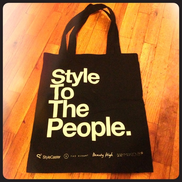 ❗️NYFW Style to the People black Tote Bag 👜