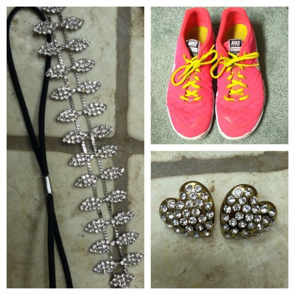 Bundle for @hello_annie