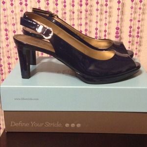 Navy blue peep toe heals