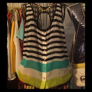 (SOLD) 2b bebe new without tag top