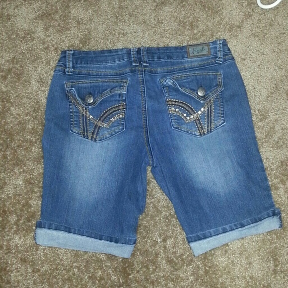 Shorts - Picture 2 of 2