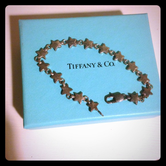Tiffany & Co. Silver star link bracelet✨