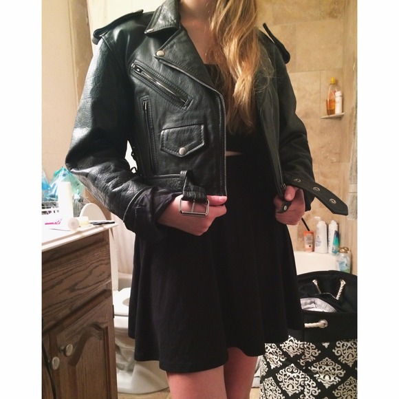 🎀SOLD🎀💜HOST PICK💜 - Picture 4 of 4