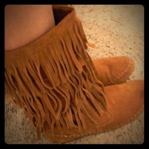 Fringe Boots