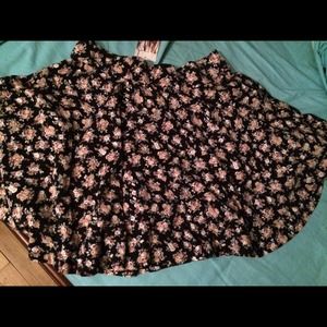 Floral circle skirt NWT