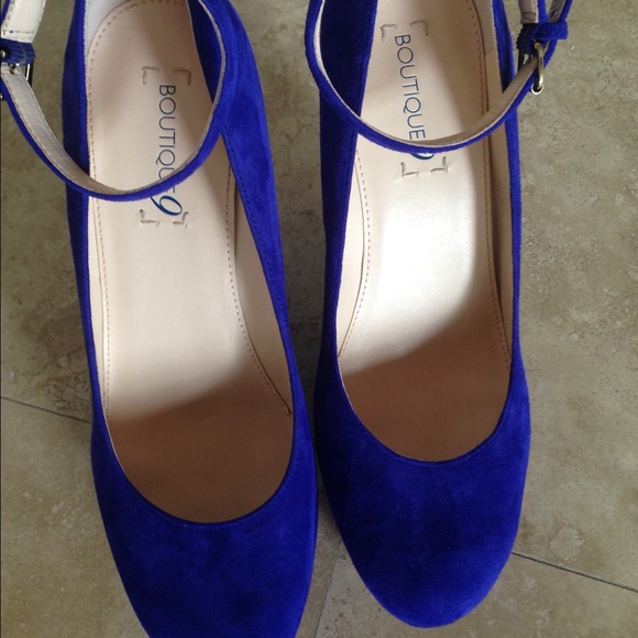 💰💰SOLDBoutique 9 suede platform shoes.💰💰SOLD - Picture 2 of 4