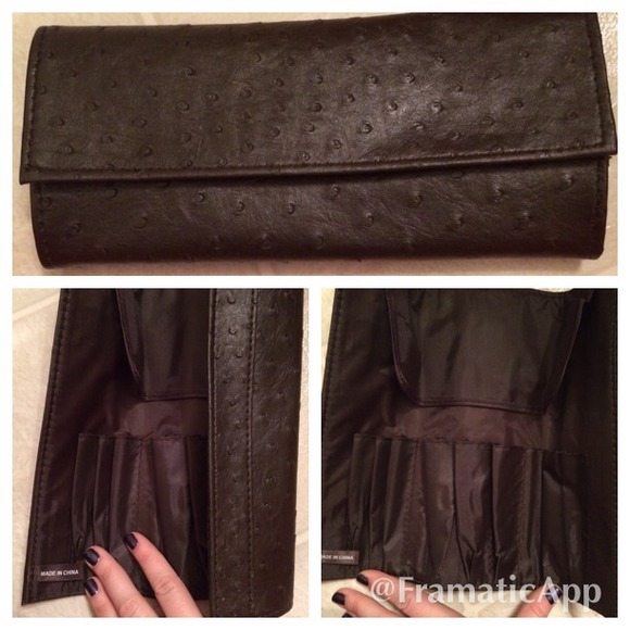 Make up brush case