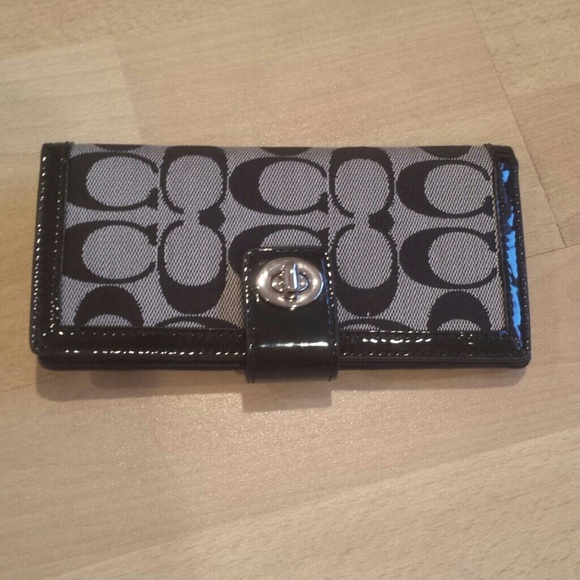 Coach Clutches & Wallets - Authentic black COACH WALLET NWOT