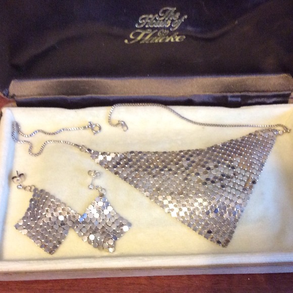 Mesh earrings and necklace set