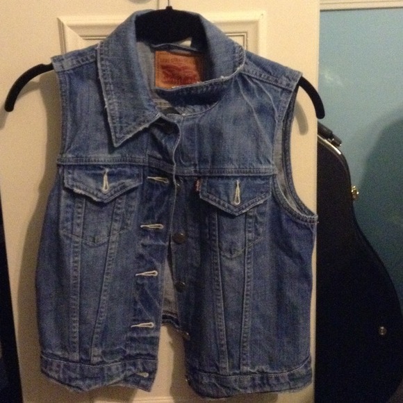 Levi Denim Jacket - Picture 1 of 2
