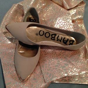 💕💕SOLD💕💕BAMBOO flats
