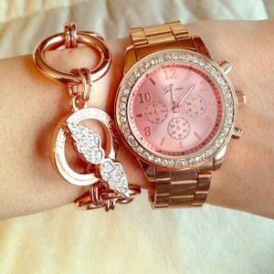Rose gold watch and bracelet