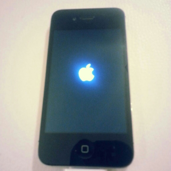 #SOLD#  iPHONE 4s 16g Black (at&t) BUNDLE**