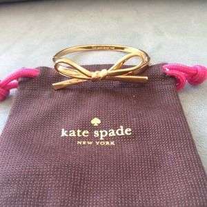 Kate spade bow bracelet in gold