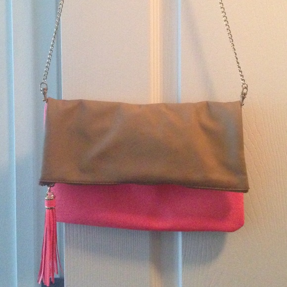 H&M Handbags - H&M two-tone clutch bag