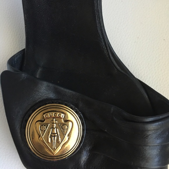 ⛔️SOLD⛔️Authentic Gucci Darwin Black slides - Picture 3 of 4