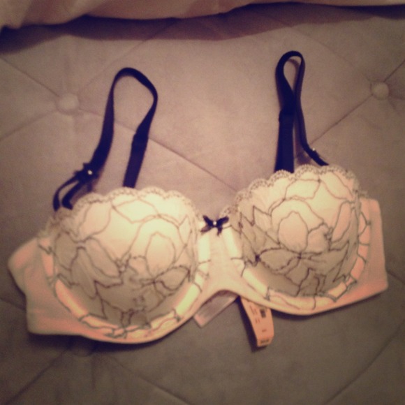 Victoria's Secret Balconette