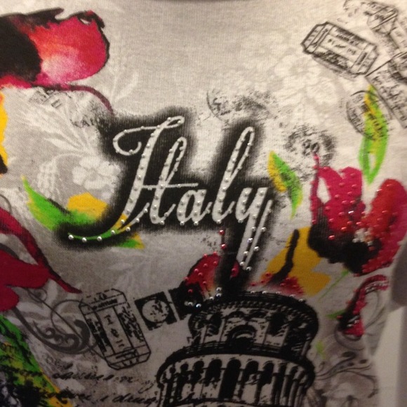 T-Shirt - Picture 2 of 2