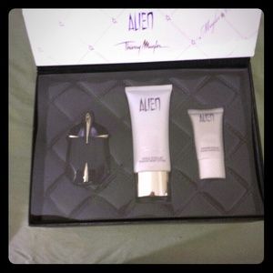 Alien -Brand New in the box