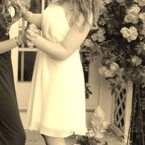 Elegant white dress!