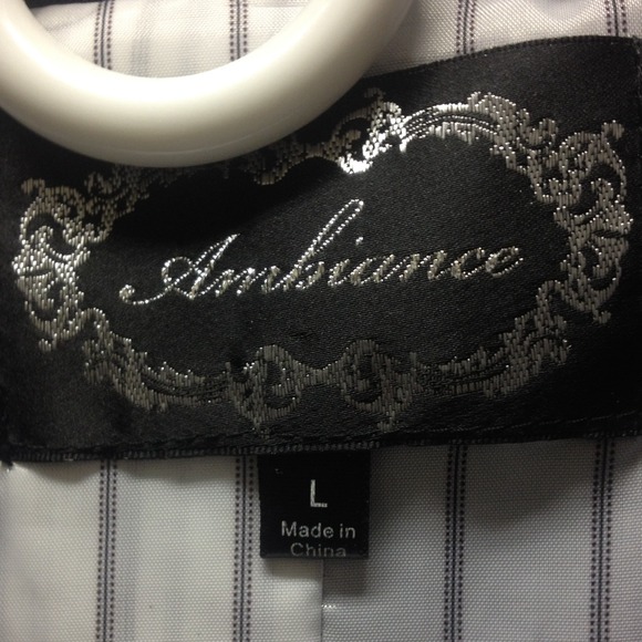 Forever 21 Lightweight Blazer - Picture 3 of 4