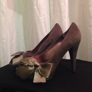 Paris Hilton Heels (size 91/2 )