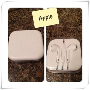Apple headphones (earbuds)🎵