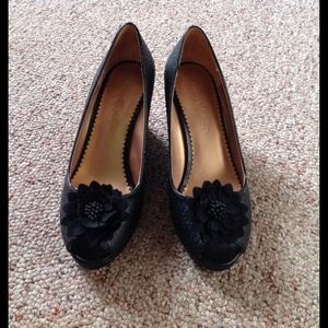 🎀Host Pick🎀 Top Trends Peep Toe Shoes