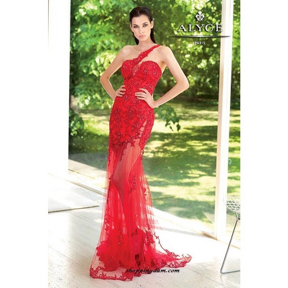 Sold!Alyce red prom dress 😍 Sold! - Picture 1 of 2