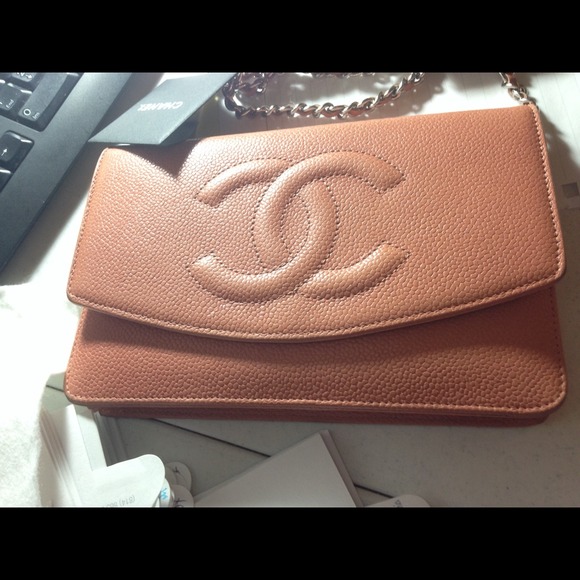 ⛔️SOLD Authentic Chanel WOC wallet on chain