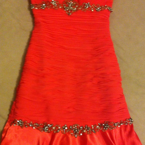 SOLD - Picture 3 of 4