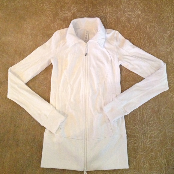 ✨NWOT✨Lululemon Asana (Brushed) White Jacket