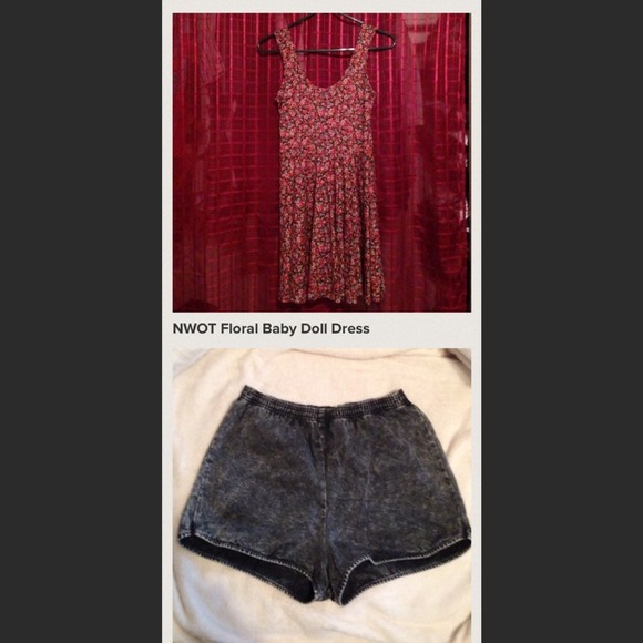 ✨Bundle✨ AA Shorts and Floral Dress