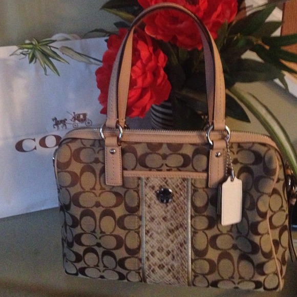 Coach Python Sophia satchel  f27364 SOLD