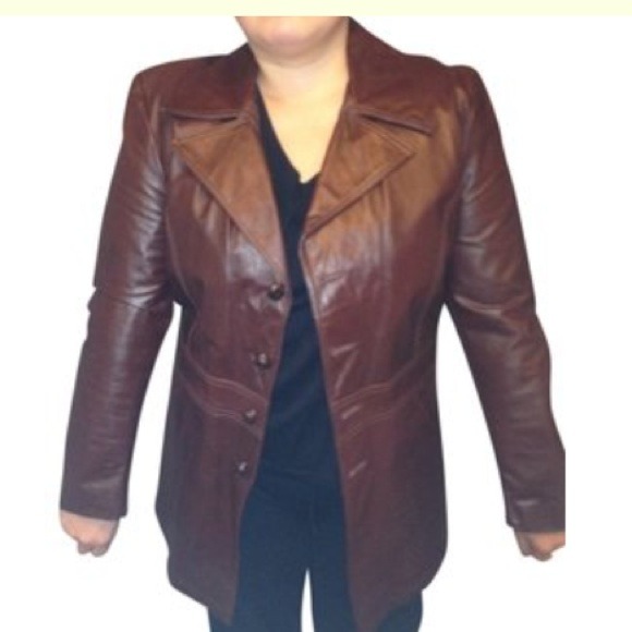 Vintage leather jacket with fur inside
