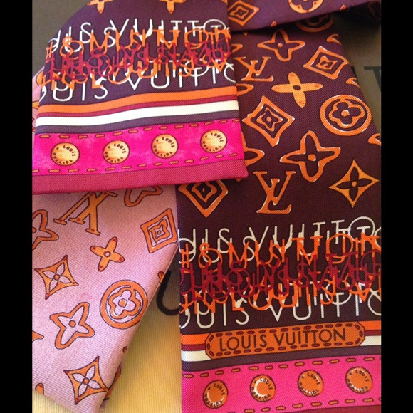 Louis Vuitton Accessories - 💖Louis Vuitton Bandeau💖SOLD