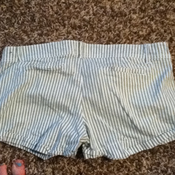 Abercrombie - Picture 2 of 2