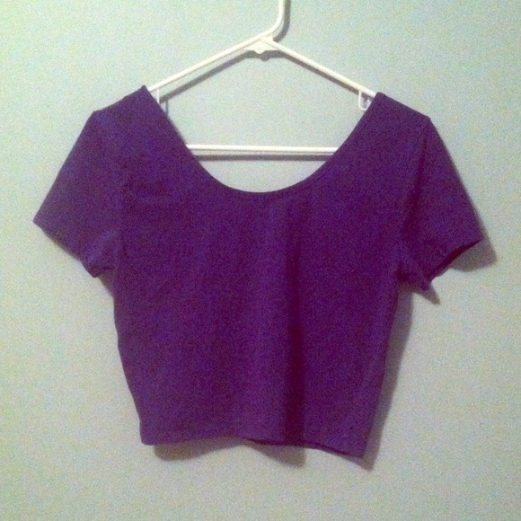 T-shirt crop top (tight)