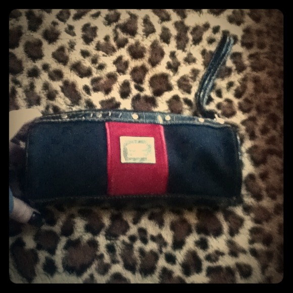 Liz Claiborne roll clutch!