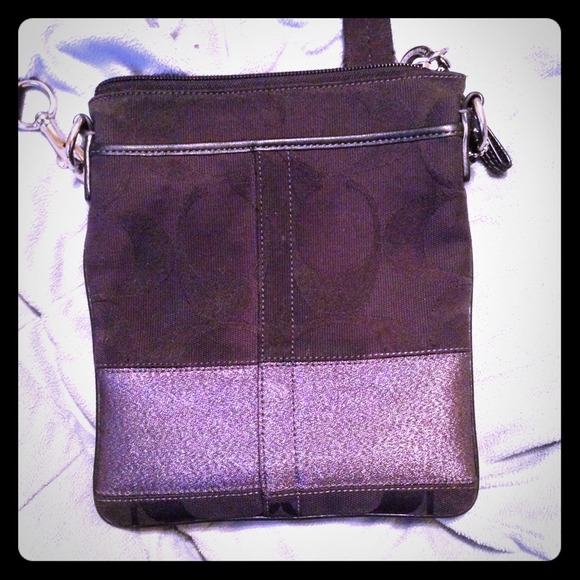 Coach crossbody On HOLD FOR D112919