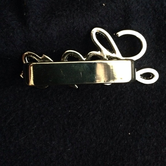 Ring - Picture 2 of 3