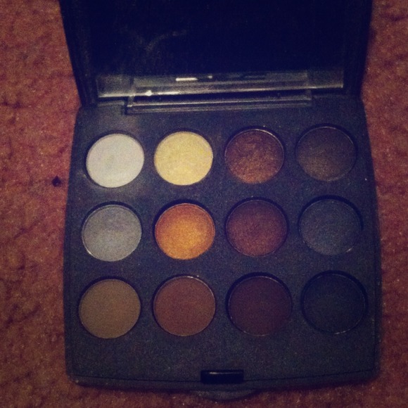 Coastal scents palette