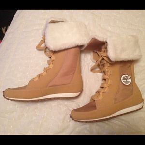 Tan Fur Timberland Boots Sz 8.5