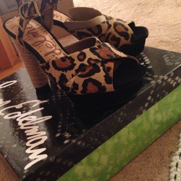 Sam Edelman leopard sandals